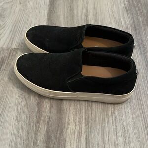Steve Madden Black suede Platform Loafers